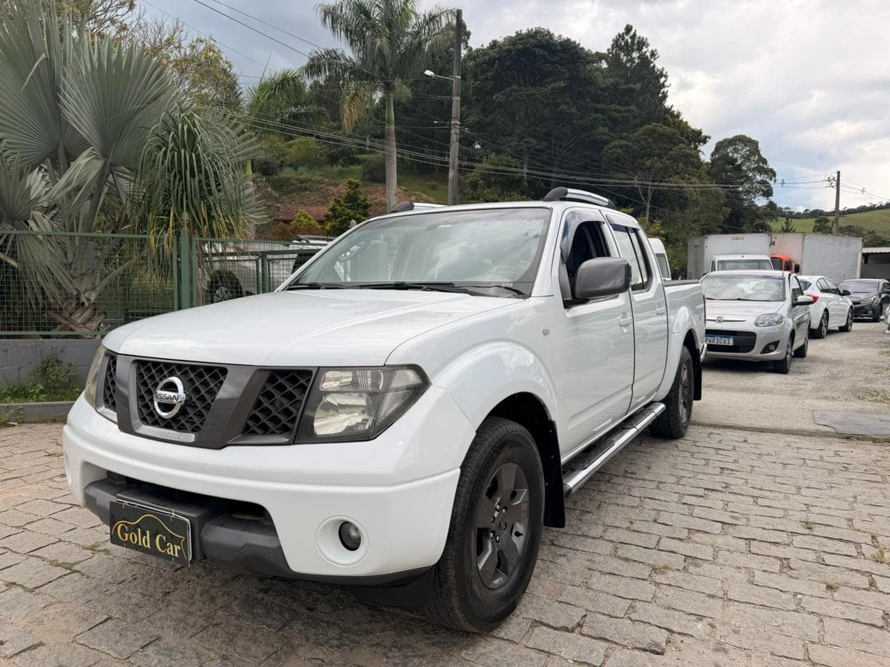 Nissan Frontier XE CD 4x2 2.5 TB Diesel thumbnail 3